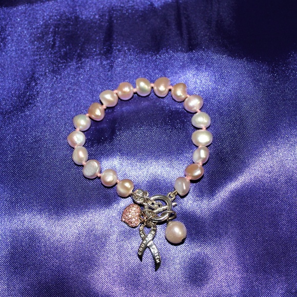 ๐๐Host Pick๐๐ Mother of Pearl, Love/Courage/Faith bracelet - Picture 3 of 3